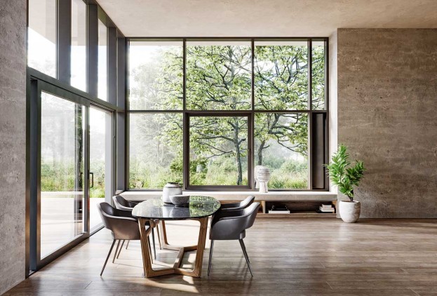 Eetkamer met grote glazen pui